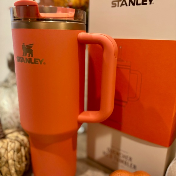 Stanley 2024 Pumpkin Spice 40oz Flowstate Tumbler - Picture 3 of 5
